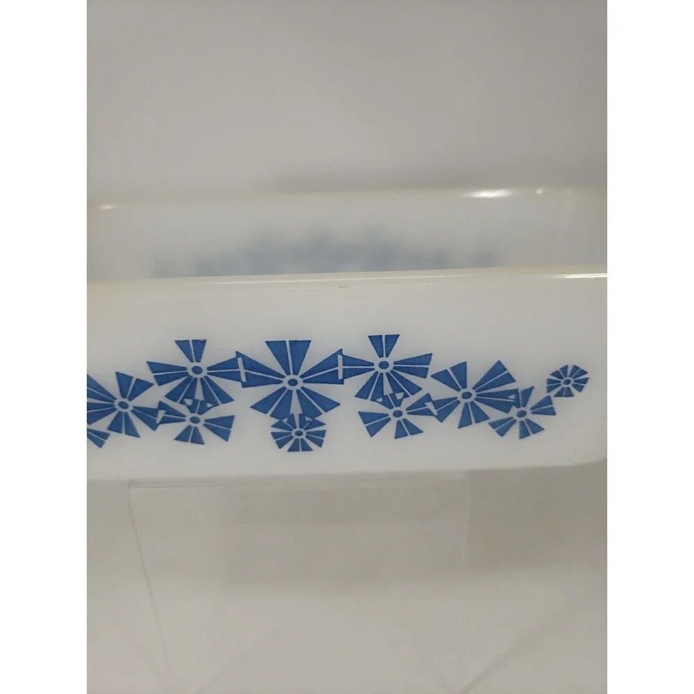 Vintage 1950s Glasbake J522 Loaf Pan Milk Glass Star Snowflake Blue Design MCM